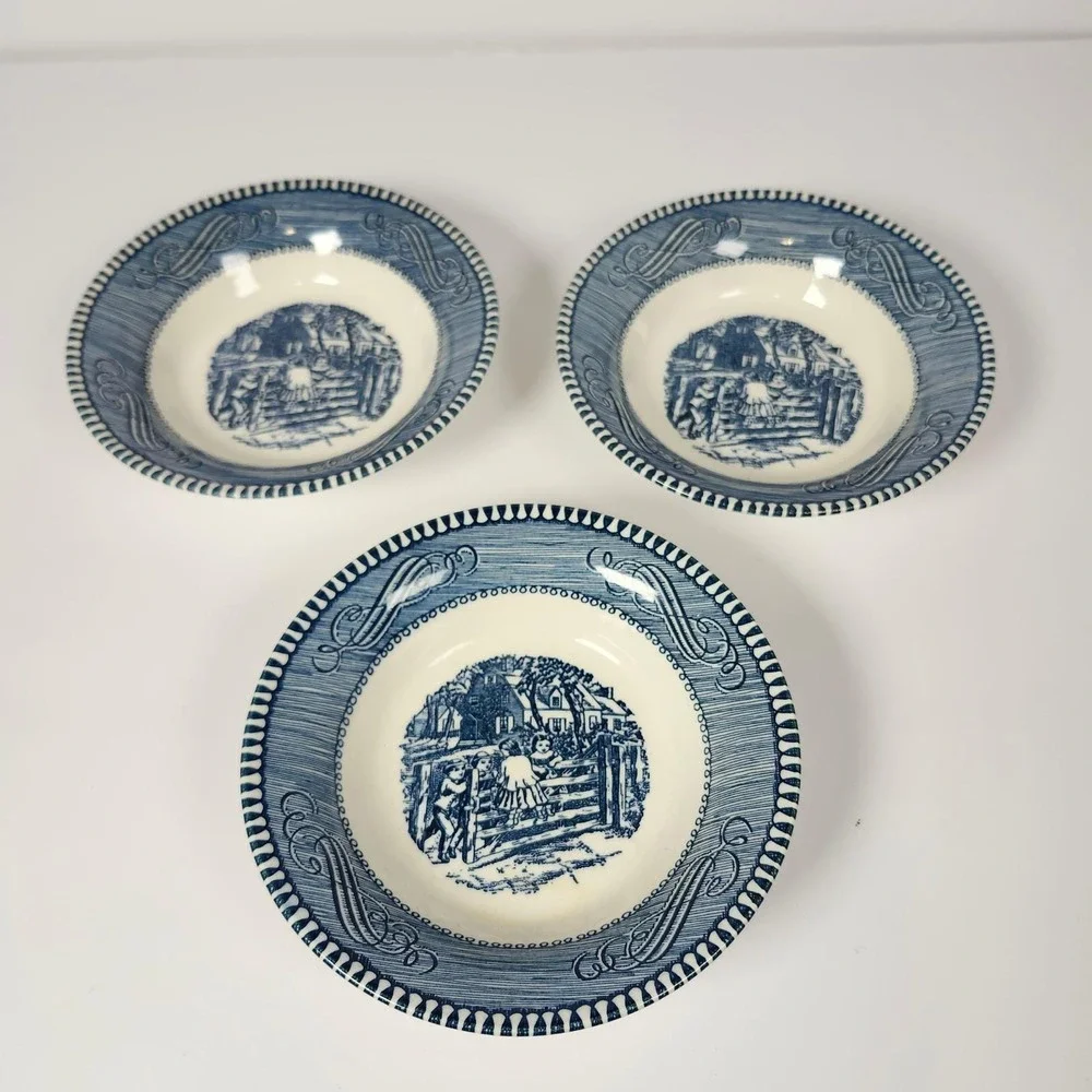Royal‎ China Currier and Ives Blue White Plates Soup Bowls 12pcs Set Made in USA